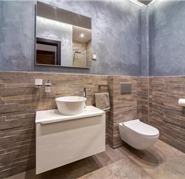 6 bedroom villa with pool and roof terrace, Sveti Staffan, sleeps 12